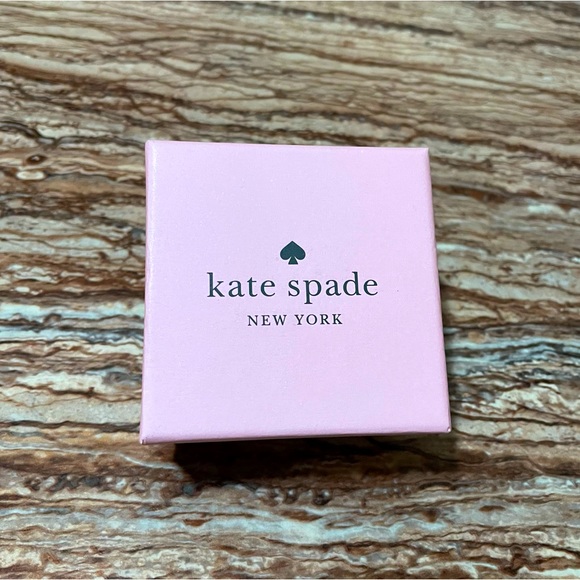 Kate Spade - Picture 4 of 4